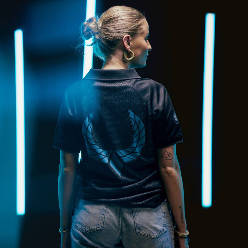 007. Supremacy Football T-shirt